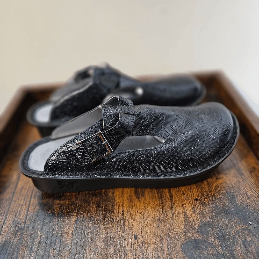 Alegria Classic Hello Doily Floral Comfort Shoes Womens Black Size 41
